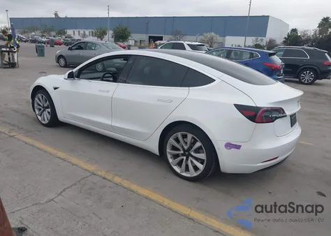 2019 Tesla Model 3 Long Range/Mid Range/Standard Range/Standard Range Plus z USA, uszkodzony, nr VIN 5YJ3E1EA8KF436265